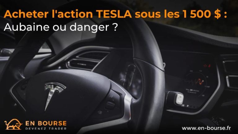 Intérieur et volant d'un véhicule TESLA