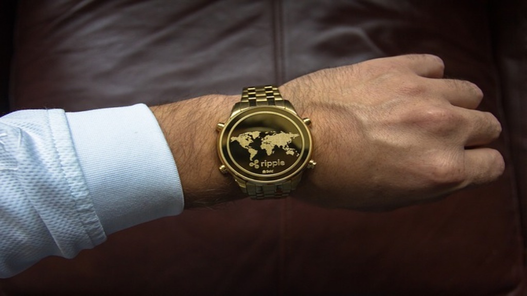 Montre au poignet avec le logo du Ripple