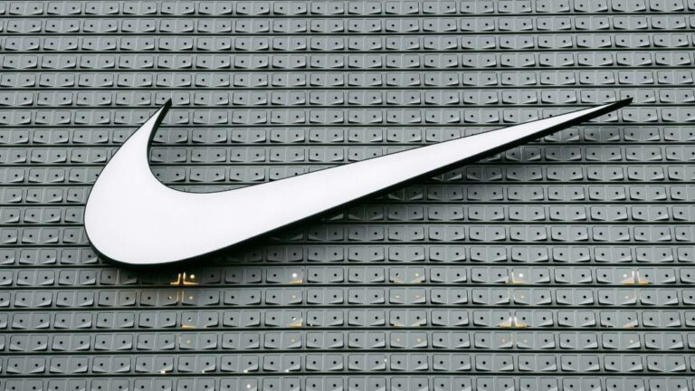 logo nike