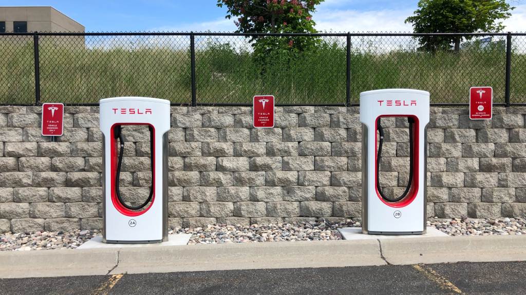 bornes recharges tesla