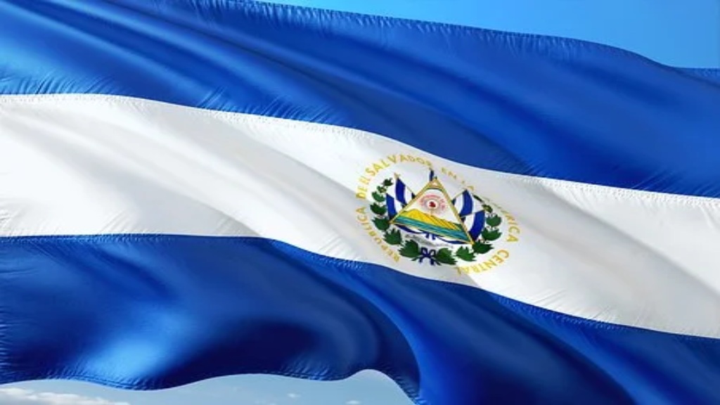 Le Salvador souhaite modifier la loi pour attirer les adeptes des cryptos
